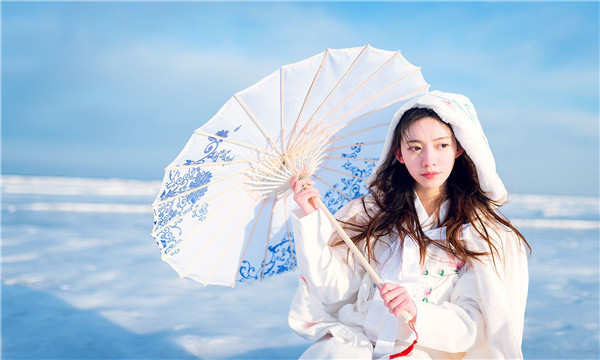 正镶白试管代怀生子多少钱一个？助孕之路的费用分析与方案选择